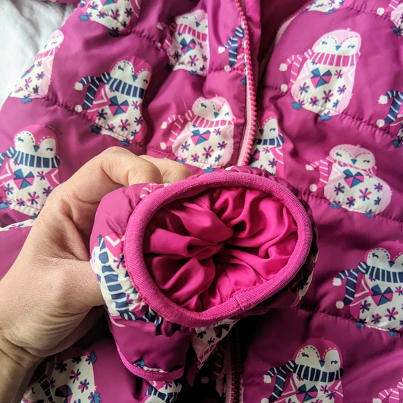 Hatley Magenta w/ Penguin Poly Bunting 18-24M - Picture 7 of 8